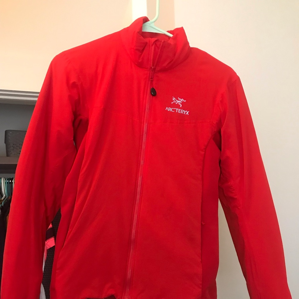 Arc’teryx Women’s Small Red Jacket